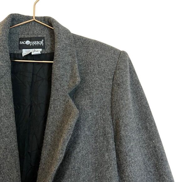 Vintage Sage Harbor Gray Wool Blend Single Button Pocket Blazer Size 12P - Picture 2 of 8